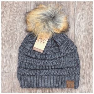 NWT c.c knit faux fur pom beanie hat in dark grey